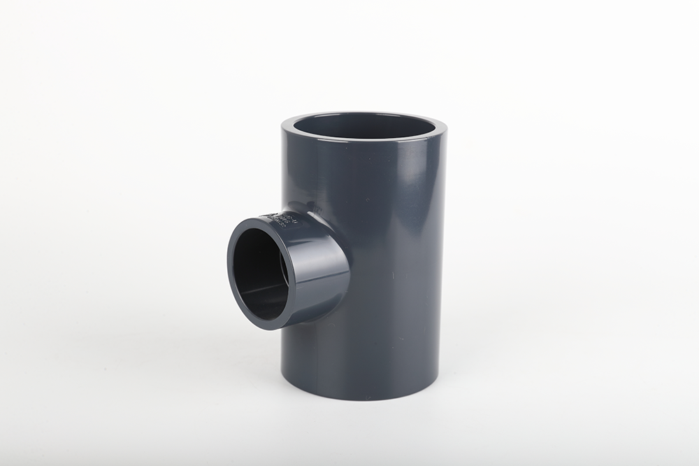 华南热作学院异径三通